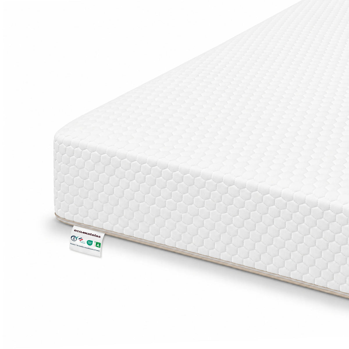 Zoom sur la housse blanche du matelas Tout Doux